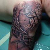 tatuaże 3d na ramieniu