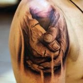 tatuaże 3d dłonie