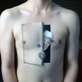 tatuaże męskie na piersi 3d