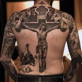 tatuaże religijne ukrzyżowany Chrystus