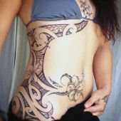 tatuaże damskie maori