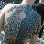 incredible 3d man tattoo