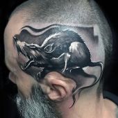 tatuaże 3d szczur na głowie