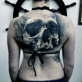 amazing skull tattoo on back