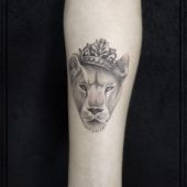 lwica 6cm tatuaż