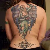 anioł, anielica na plecach tatuaże