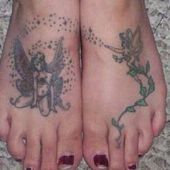 tatuaż wróżka na stopie