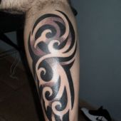 men tribal leg tattoo