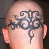 tatuaże na głowie tribal