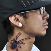 spider 3D tattoo neck