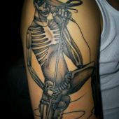 skeleton tattoo shoulder